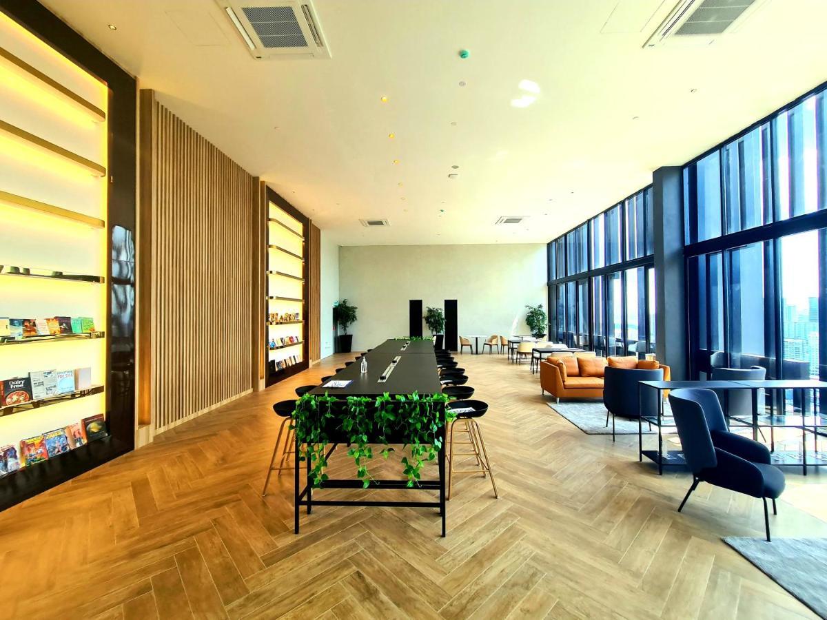 Beacon Executive Premium Suite George Town Exterior foto