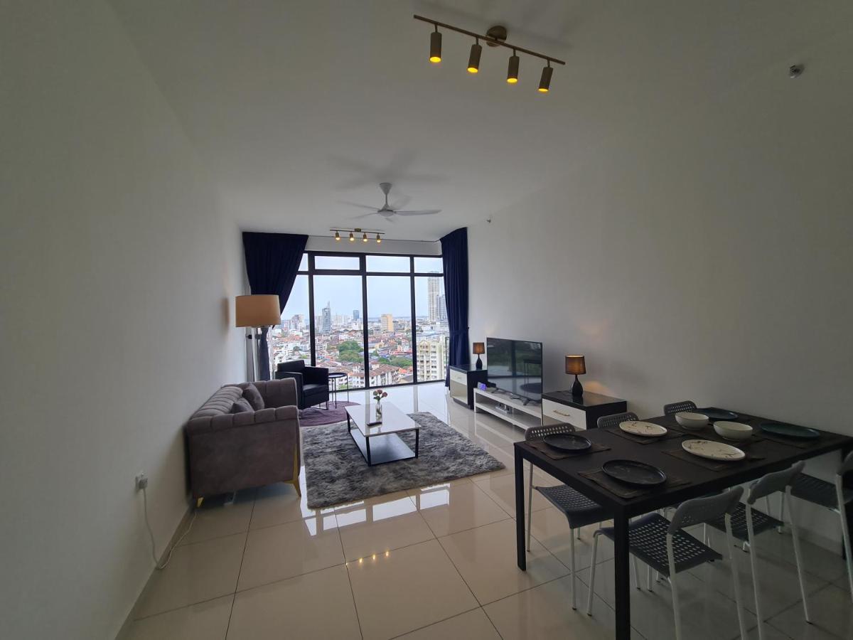 Beacon Executive Premium Suite George Town Exterior foto