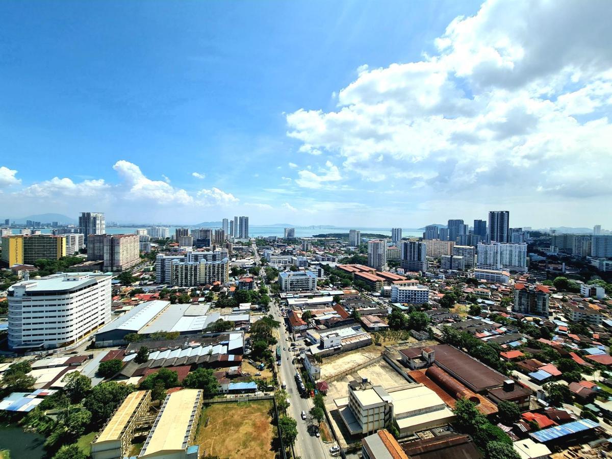 Beacon Executive Premium Suite George Town Exterior foto